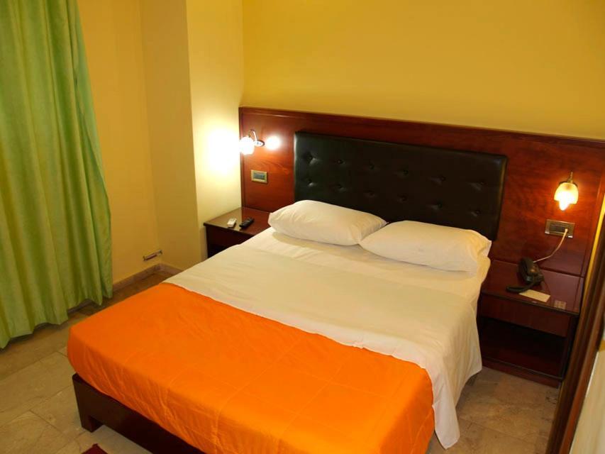 Hotel Filoxenia خانيا المظهر الخارجي الصورة